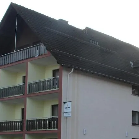 Kenonia Hotel